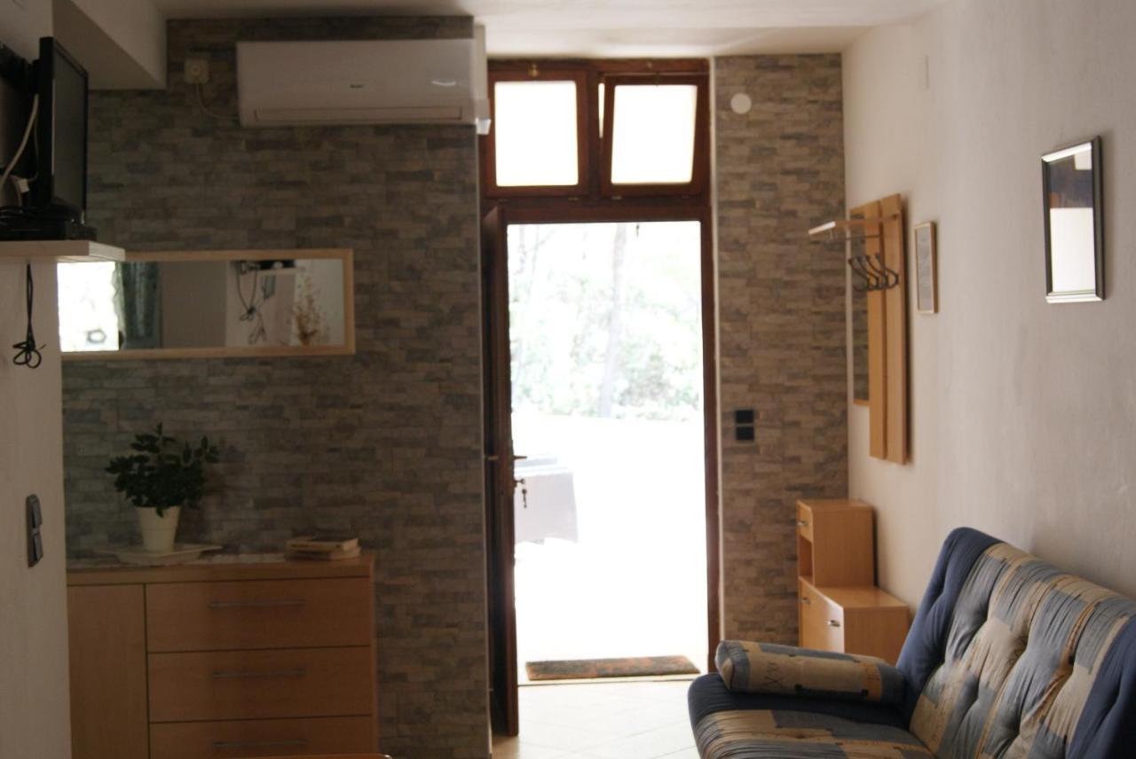 Seaside Secluded Apartments Zavala, Hvar - 15357 Йелса Екстериор снимка