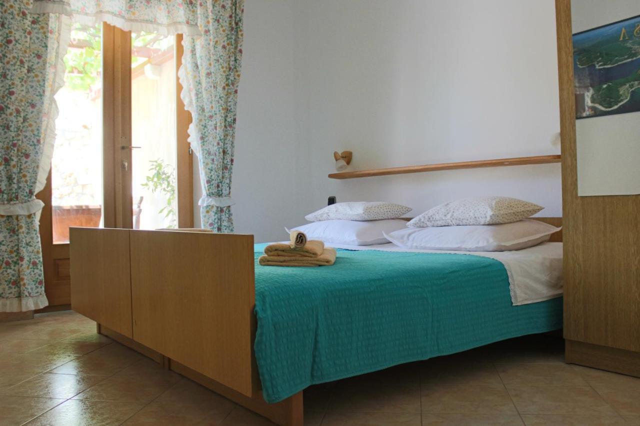 Seaside Secluded Apartments Zavala, Hvar - 15357 Йелса Екстериор снимка